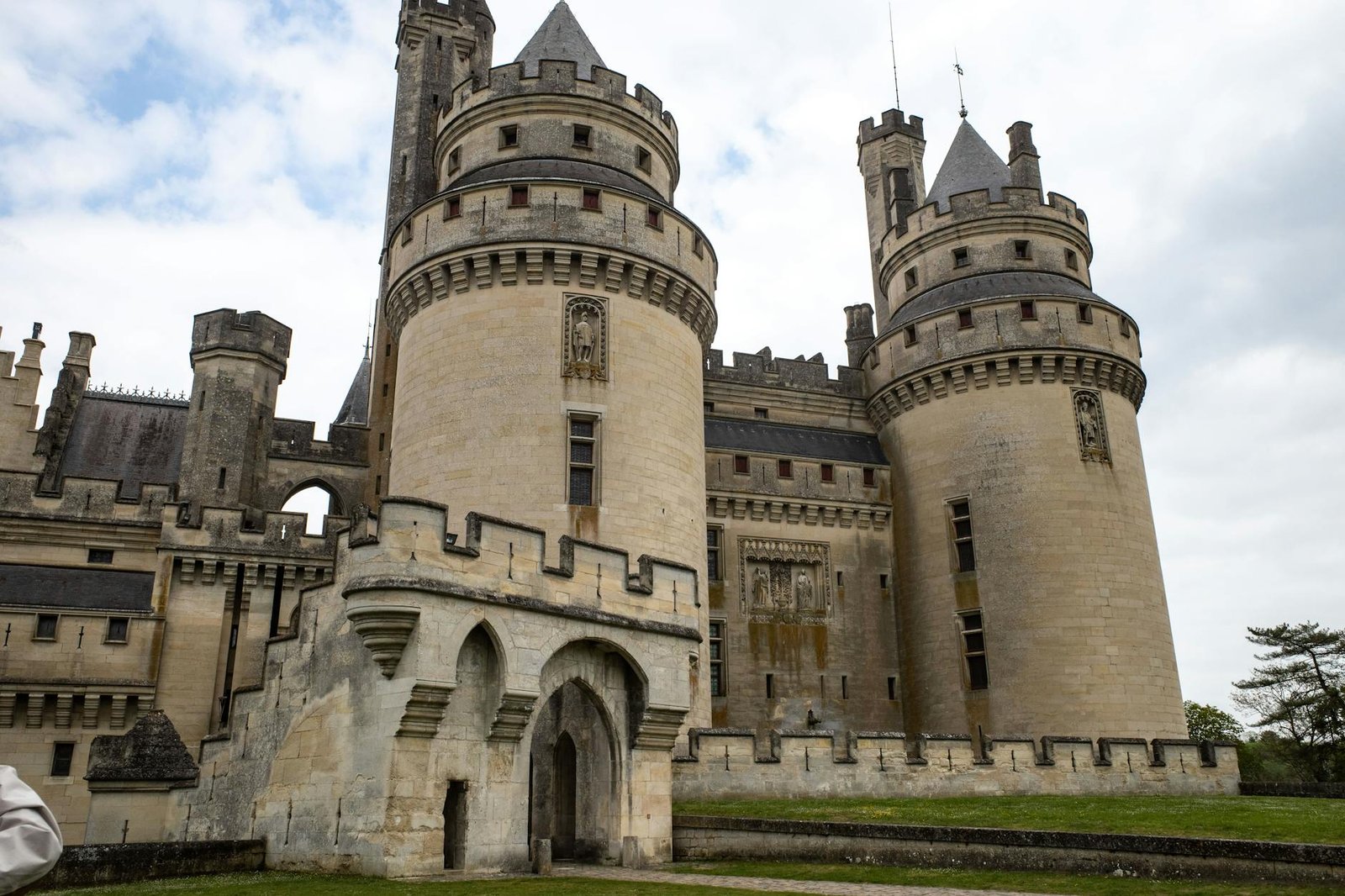 Majestic view of Château de Pierrefonds in Hauts-de-France, France.